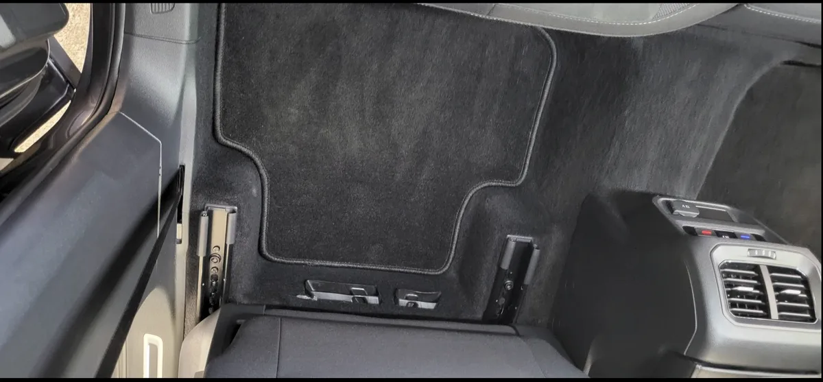 VW Tiguan Boden gereinigt